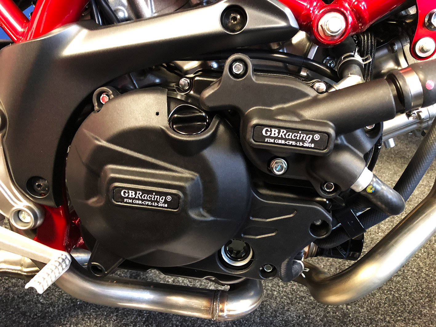 SUZUKI SV650 20152020 & DL650 VSTROM 20172020 GBRACING